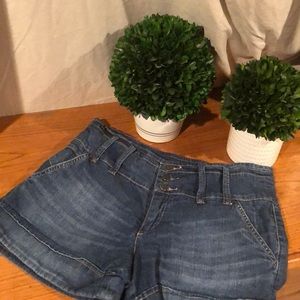 High waist denim shorts